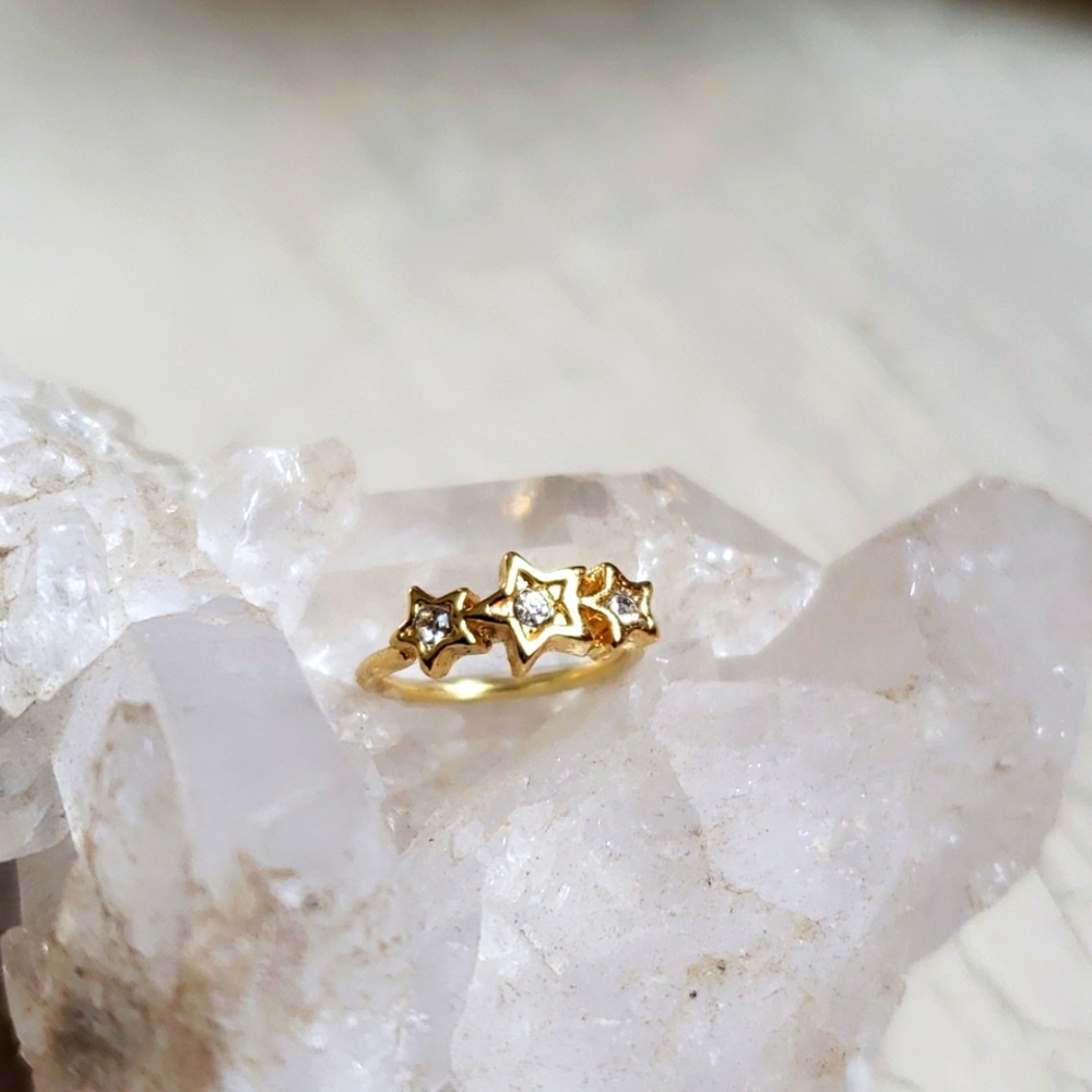 Body Candy Gold And Crystal Stars Nose Ring